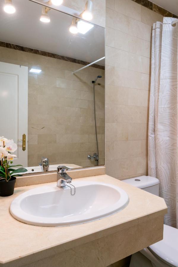 Centrico II Donkey Parking Incluido Apartment Seville Ngoại thất bức ảnh